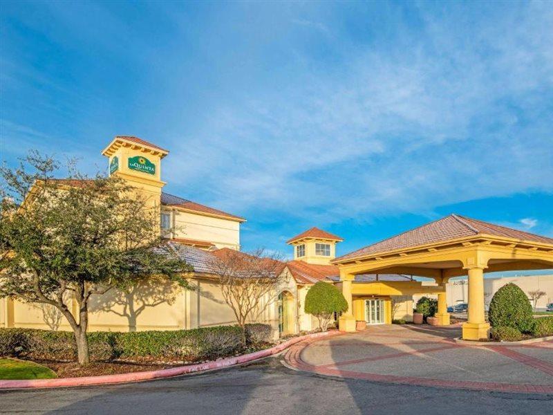 La Quinta By Wyndham Sherman Bagian luar foto