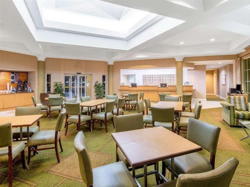 La Quinta By Wyndham Sherman Bagian luar foto