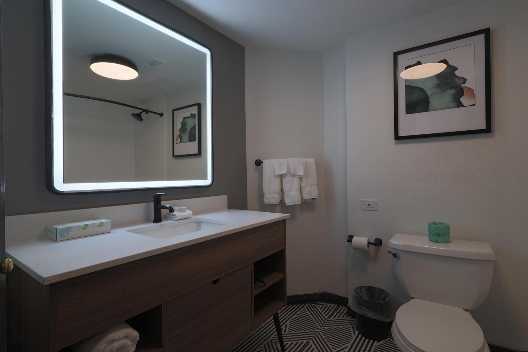 La Quinta By Wyndham Sherman Bagian luar foto