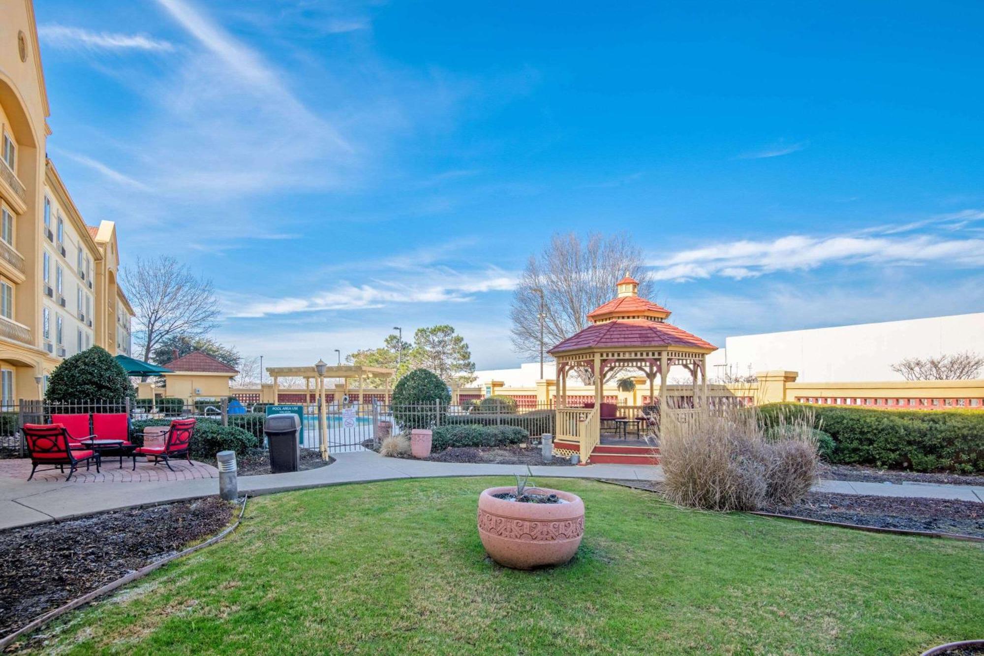 La Quinta By Wyndham Sherman Bagian luar foto